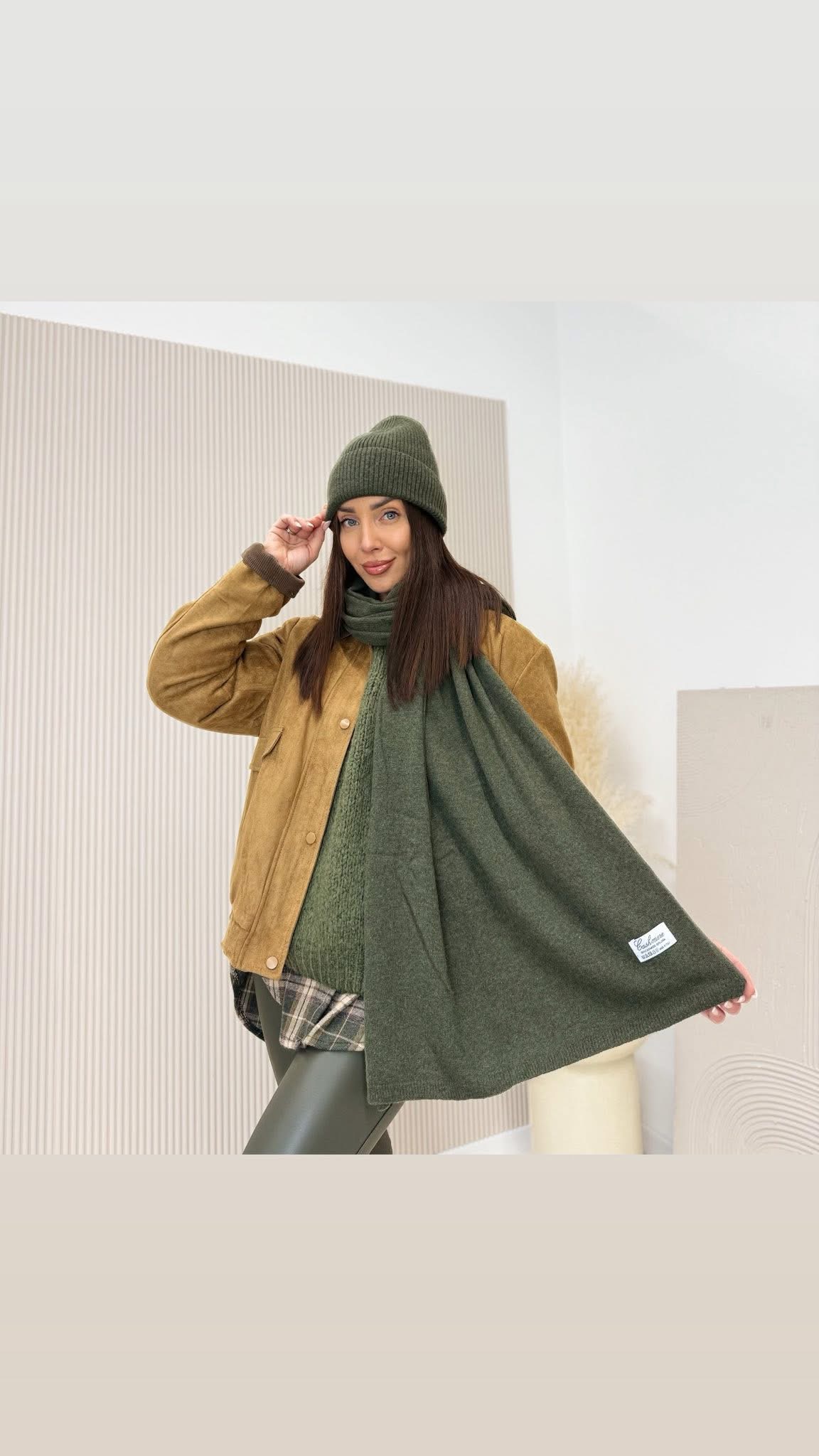 Komplet wełniany z kaszmirem czapka + szal khaki