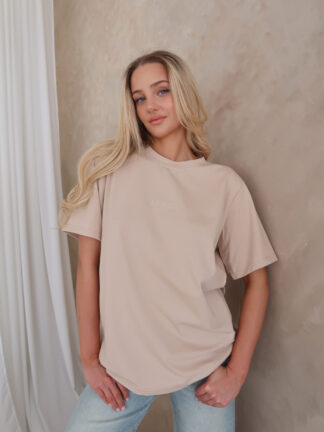 Damski T-shirt z haftem - beżowy