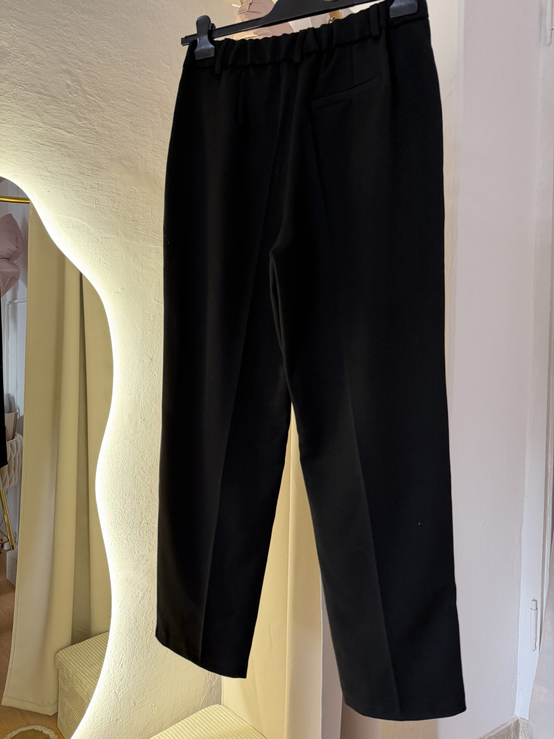 Eleganckie spodnie NAIIF czarne