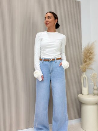 Bluzka z różą biała