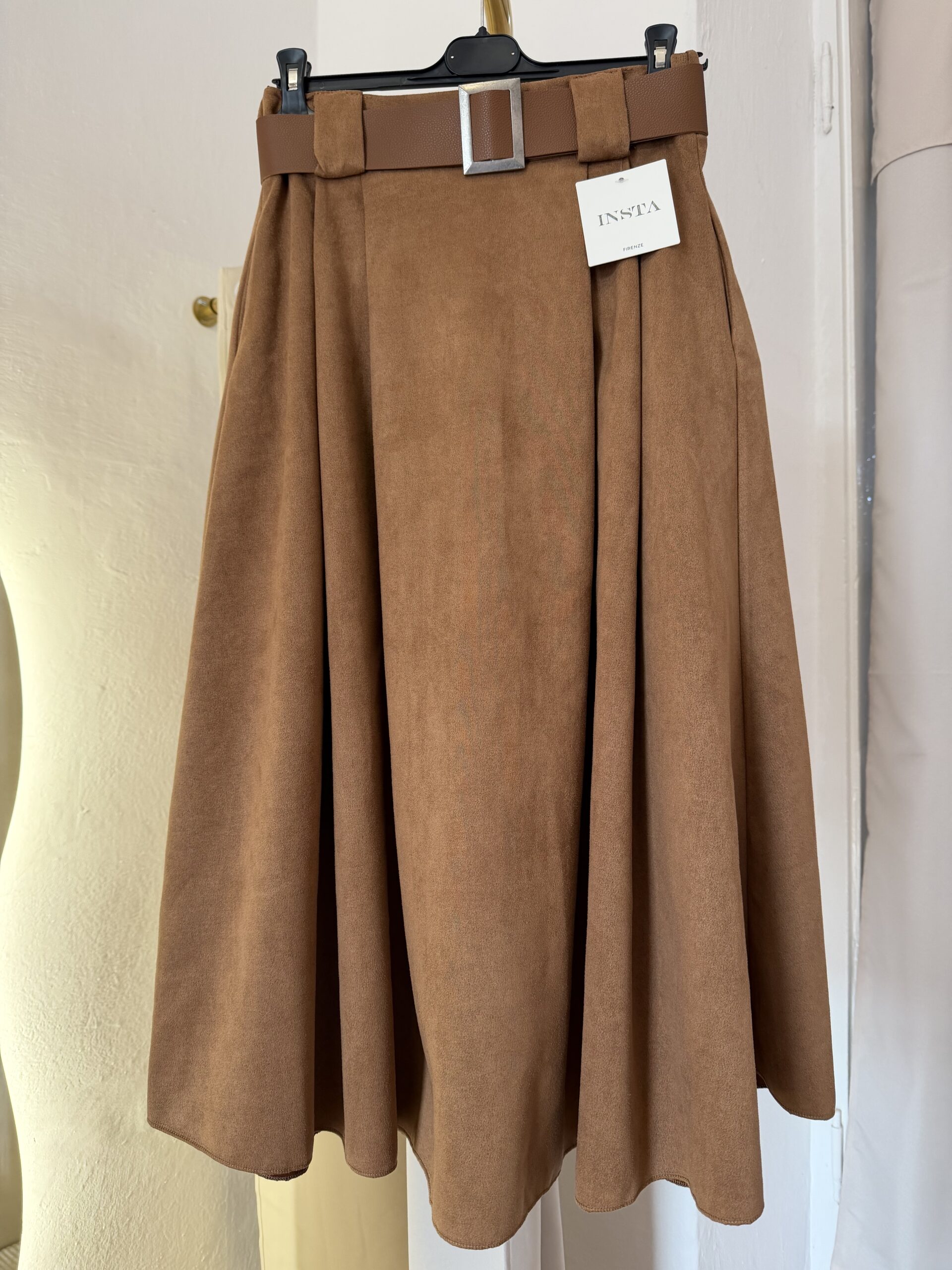 Zamszowa Spódnica Midi ALICE camel