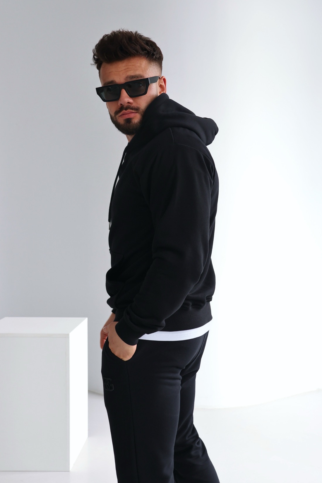 BLUZA MĘSKA BG KANGOO | CZARNY