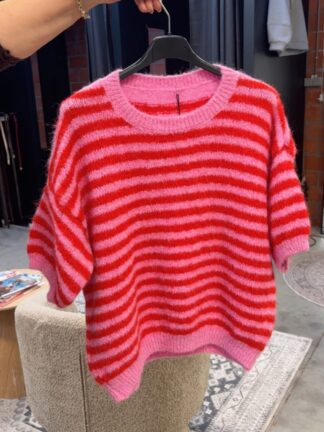 Pasiasty sweter TINA z krótkim rękawem - czerwony