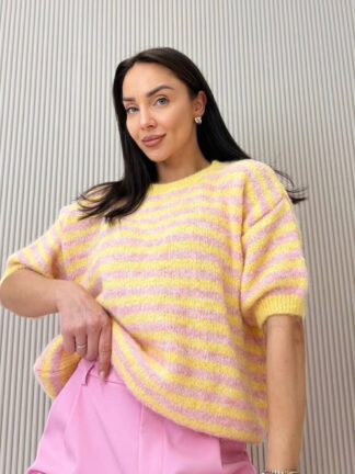 Pasiasty sweter TINA z krótkim rękawem – cytryna
