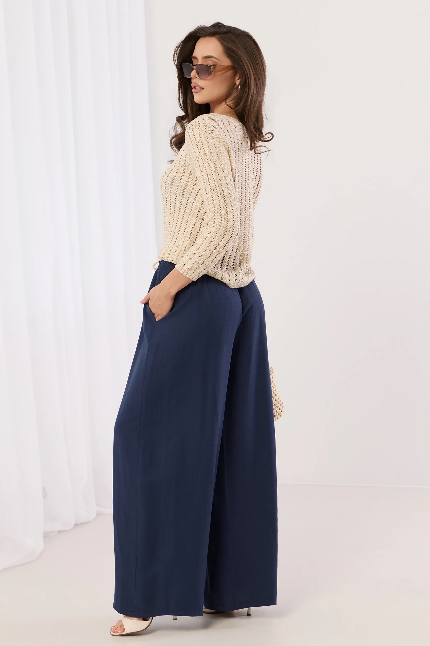 Szerokie spodnie palazzo z ozdobnym sznurkiem granatowe